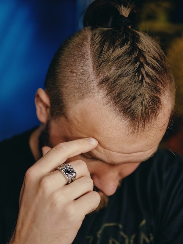 Les secrets des bagues vikings : un bijou chargé d'histoire